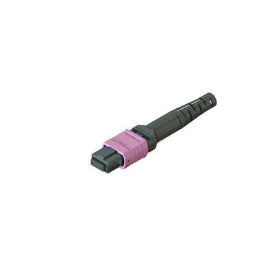MPO-Faserverbindung mit unterschiedlichen Ferrule-Materialien Körper und Stiefelfarben