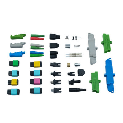 Guter Preis 12 / 16 / 24 Kerne MPO Patch Cord Verbindung Multimode Glasfaserkabel Verbindung Online